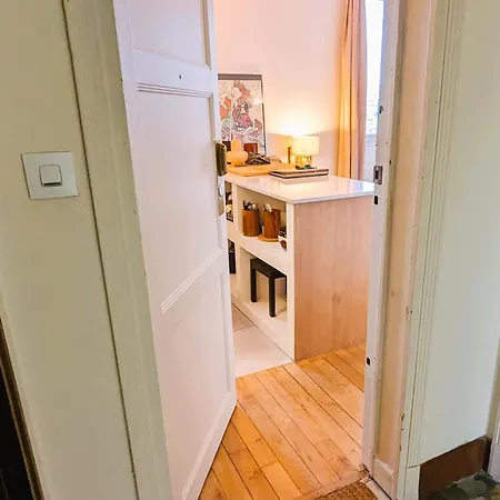 Apartment Grand Studio Confortable Avec Vue Degagee - Nation *